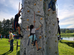 rock walls arizona 1595361281 Rock Wall incl staff (4 climber)